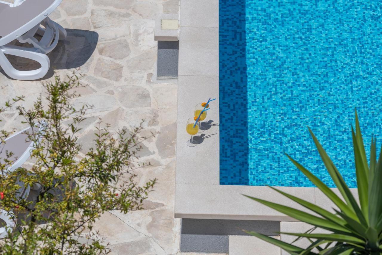Vila Divna Podgora Exteriör bild