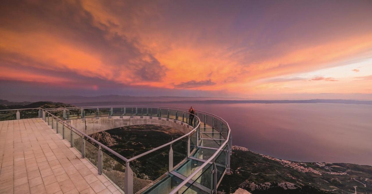 Vila Divna Podgora Exteriör bild